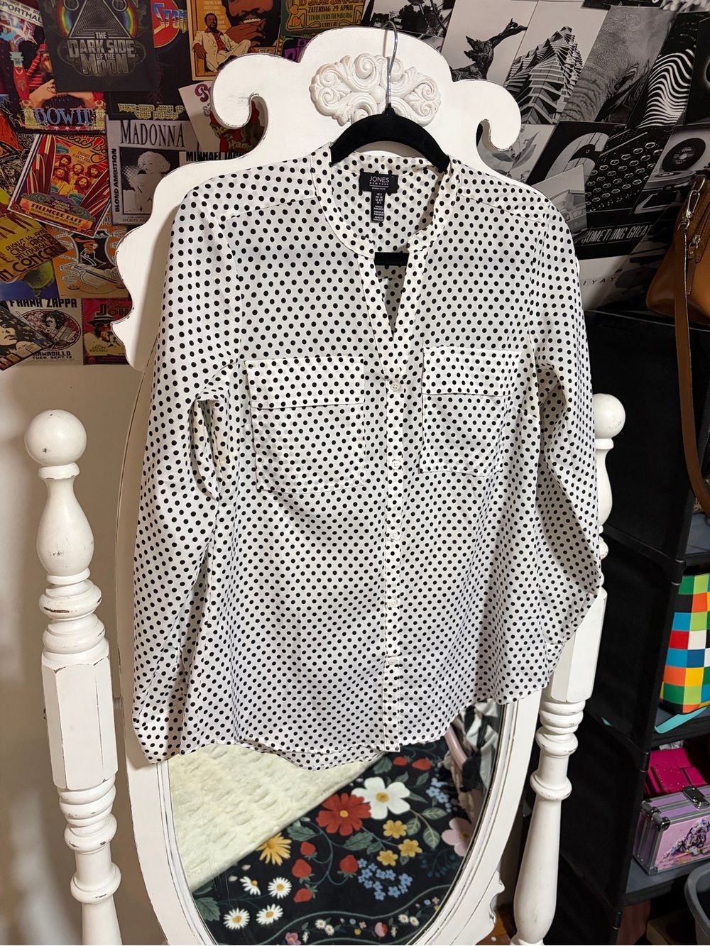 Jones New York White and Black Polka Dot Button-Front Shirt